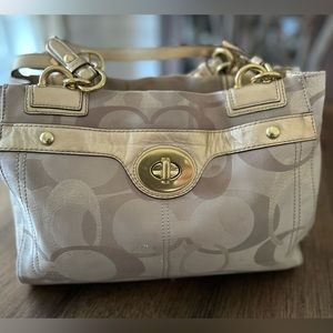 Authentic Coach Bag * New Condition
